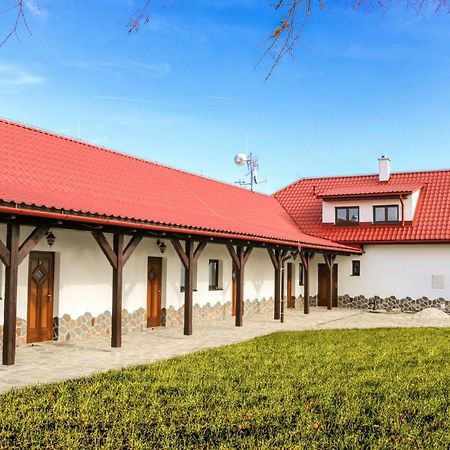 Ubytovani Na Przenskych Pasekach Mikuluvka Bagian luar foto