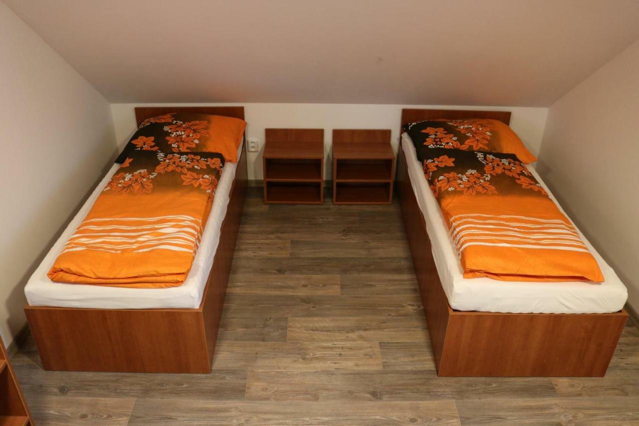 Ubytovani Na Przenskych Pasekach Mikuluvka Bagian luar foto